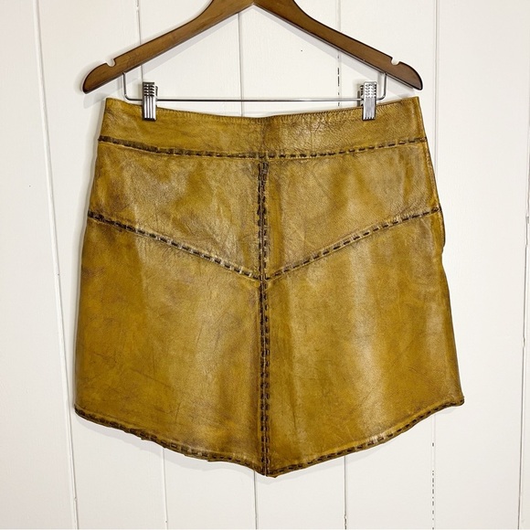 Danier Dresses & Skirts - Vintage Danier Tan Leather Skirt. Size 10.